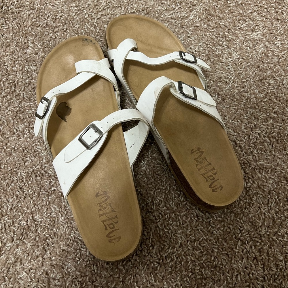 Women’s Mad Love Keava Footbed Sandals